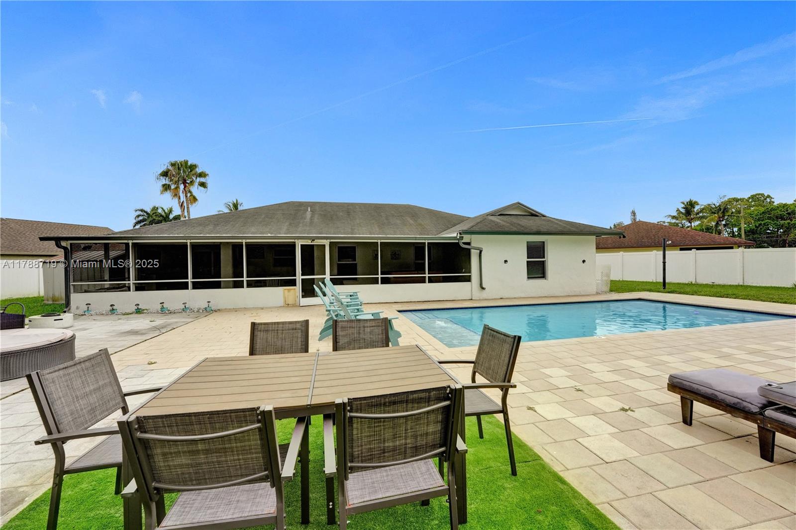 HAWTHORN - Residential Lease