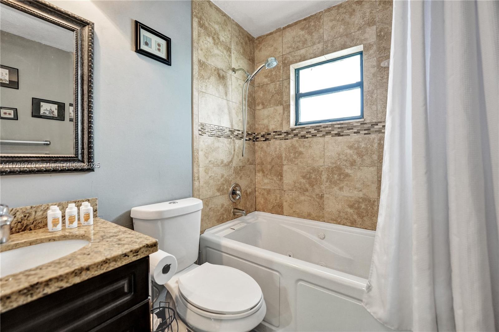 HAWTHORN - Residential Lease