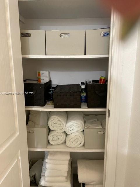 OCEANVIEW BUILDING A COND - Residential