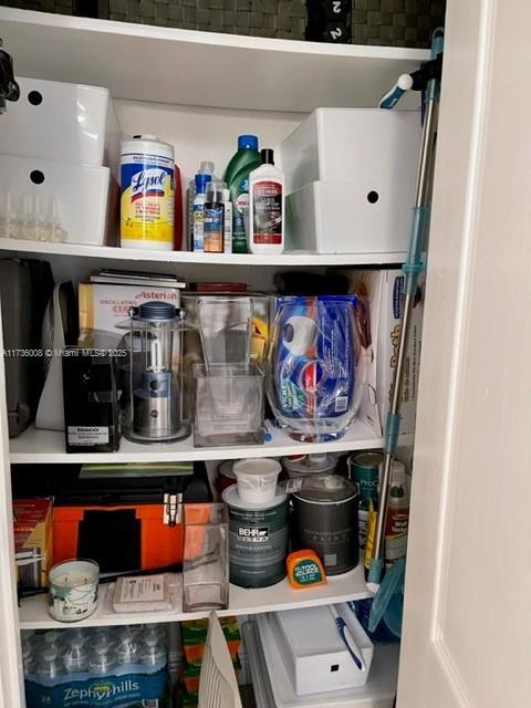 OCEANVIEW BUILDING A COND - Residential