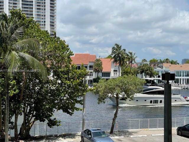 OCEANVIEW BUILDING A COND - Residential