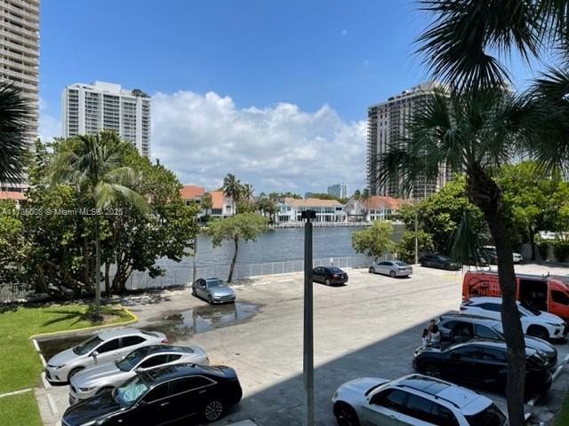 OCEANVIEW BUILDING A COND - Residential