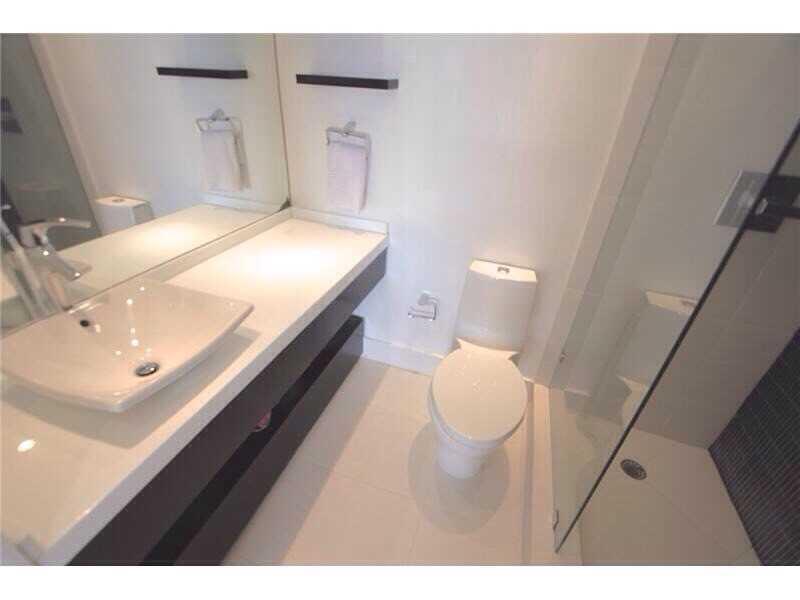 BRICKELL TOWNHOUSE CONDO - Residential Lease