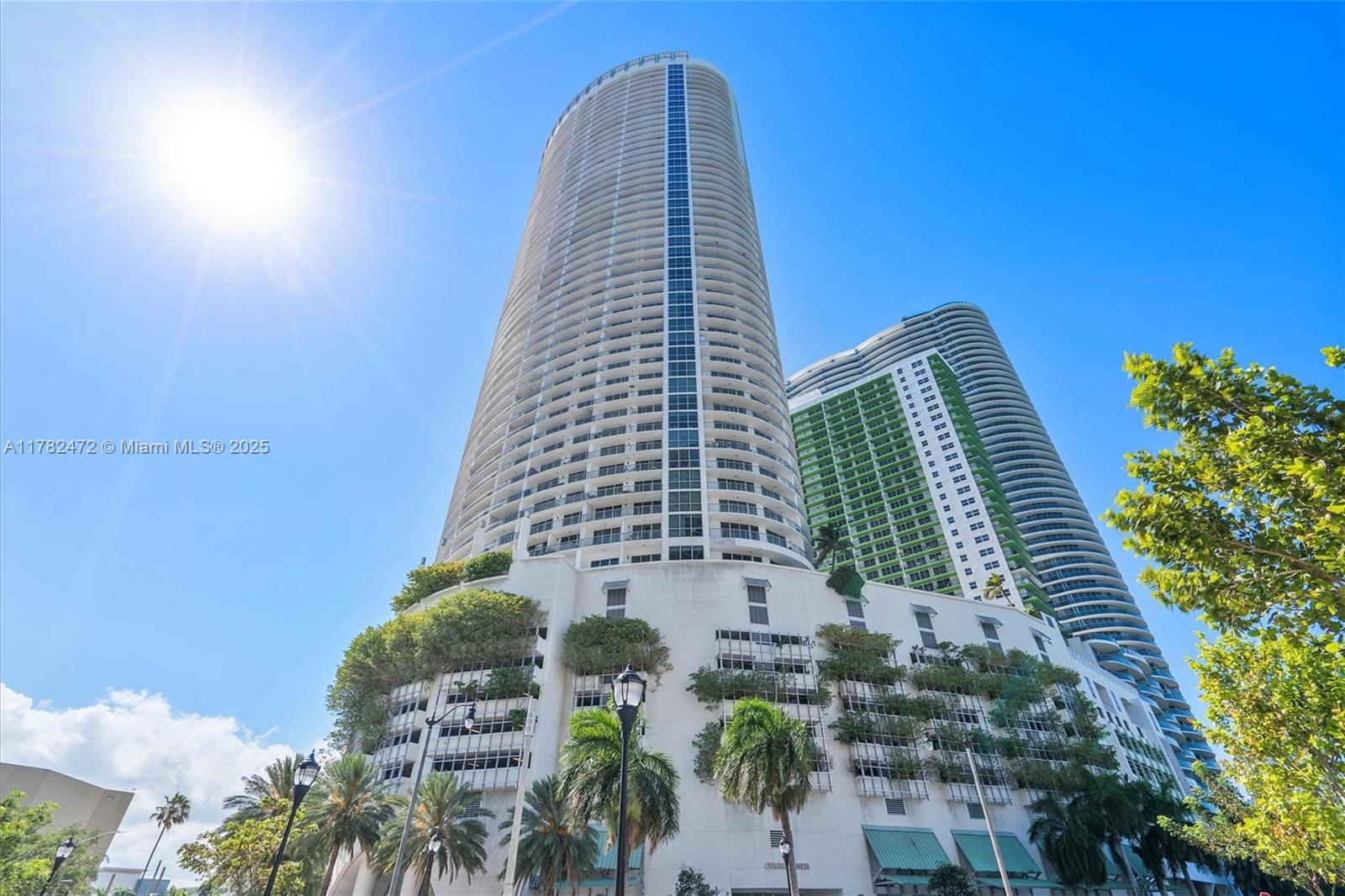 Property for Sale at 1750 N Bayshore Dr 3106, Miami, Broward County, Florida - Bedrooms: 1 
Bathrooms: 1  - $365,000