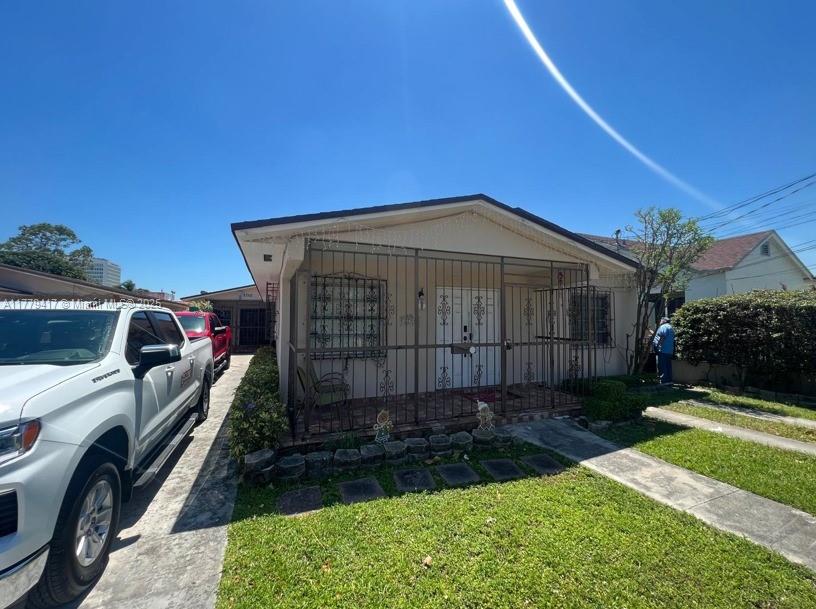 Rental Property at 2752 Sw 3rd St 2, Miami, Broward County, Florida - Bedrooms: 3 
Bathrooms: 2  - $3,400 MO.