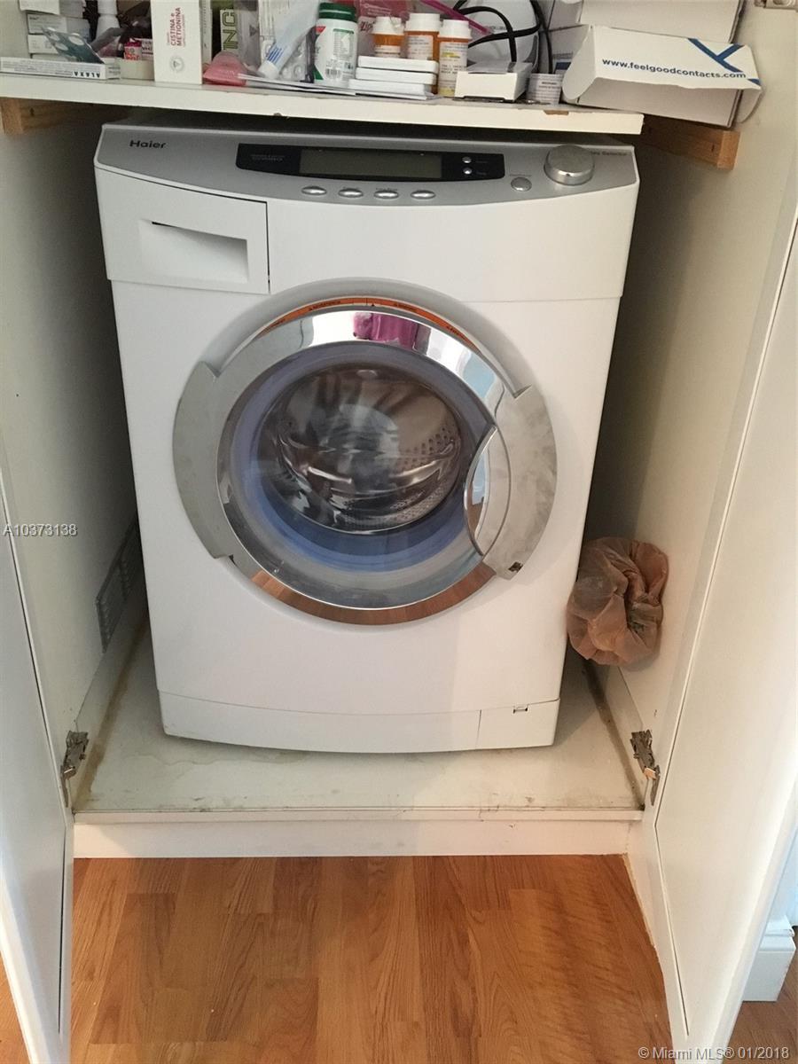 MERIDIAN PARK CONDO - Residential Lease