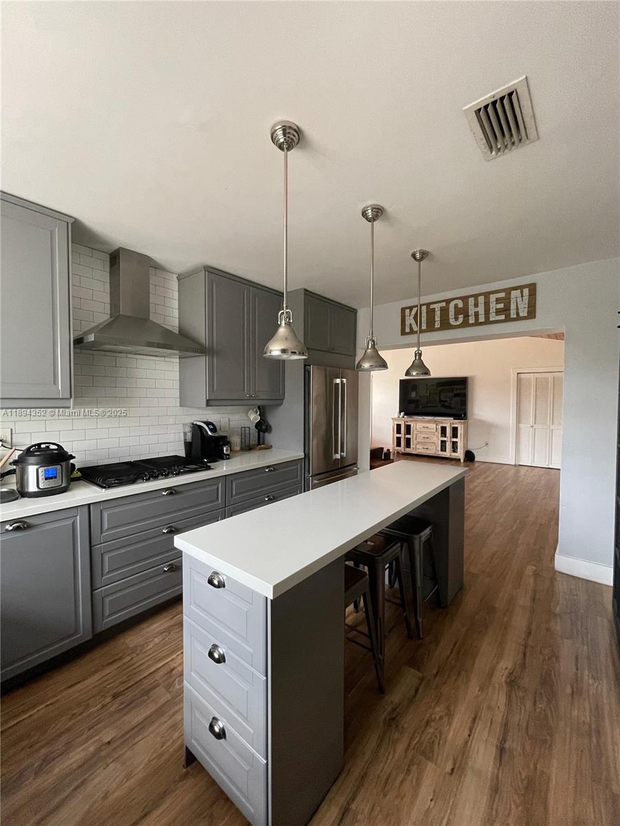 CORAL WAY VILLAGE SEC A P - Residential Lease