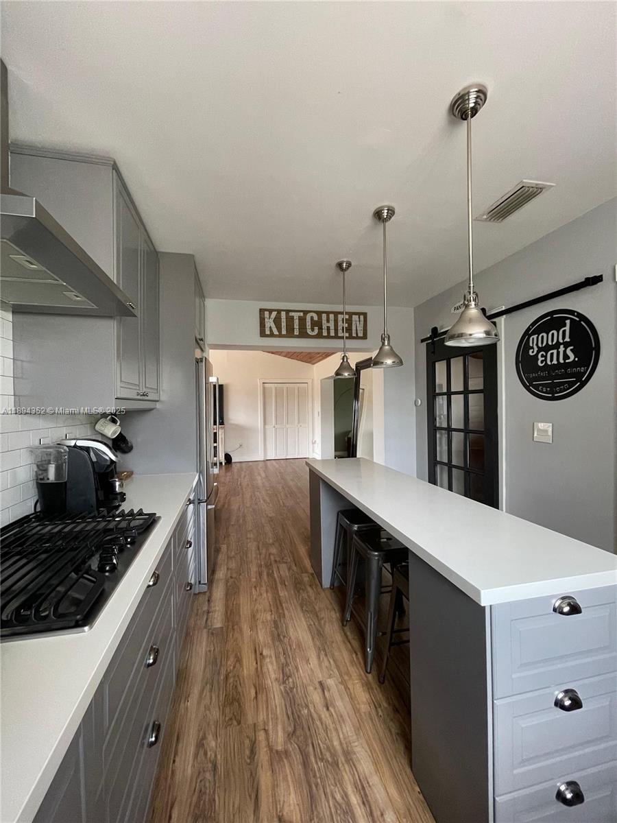 CORAL WAY VILLAGE SEC A P - Residential Lease