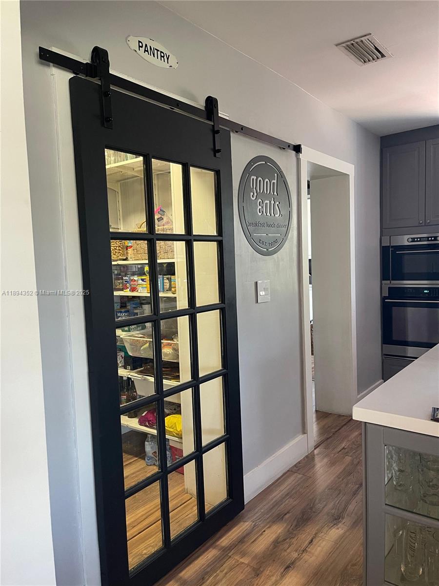 CORAL WAY VILLAGE SEC A P - Residential Lease
