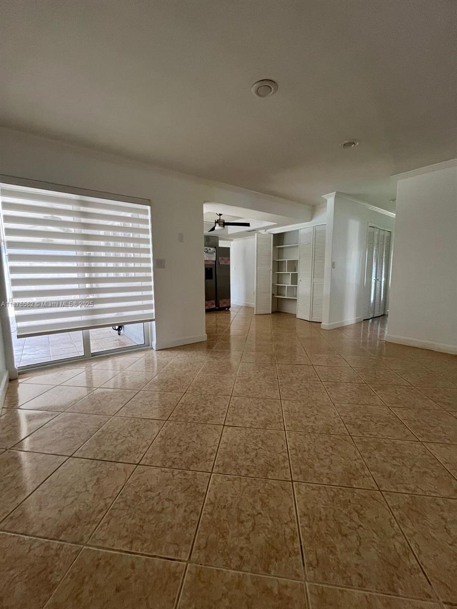 SUNRISE GOLF VILLAGE SEC - Residential Lease