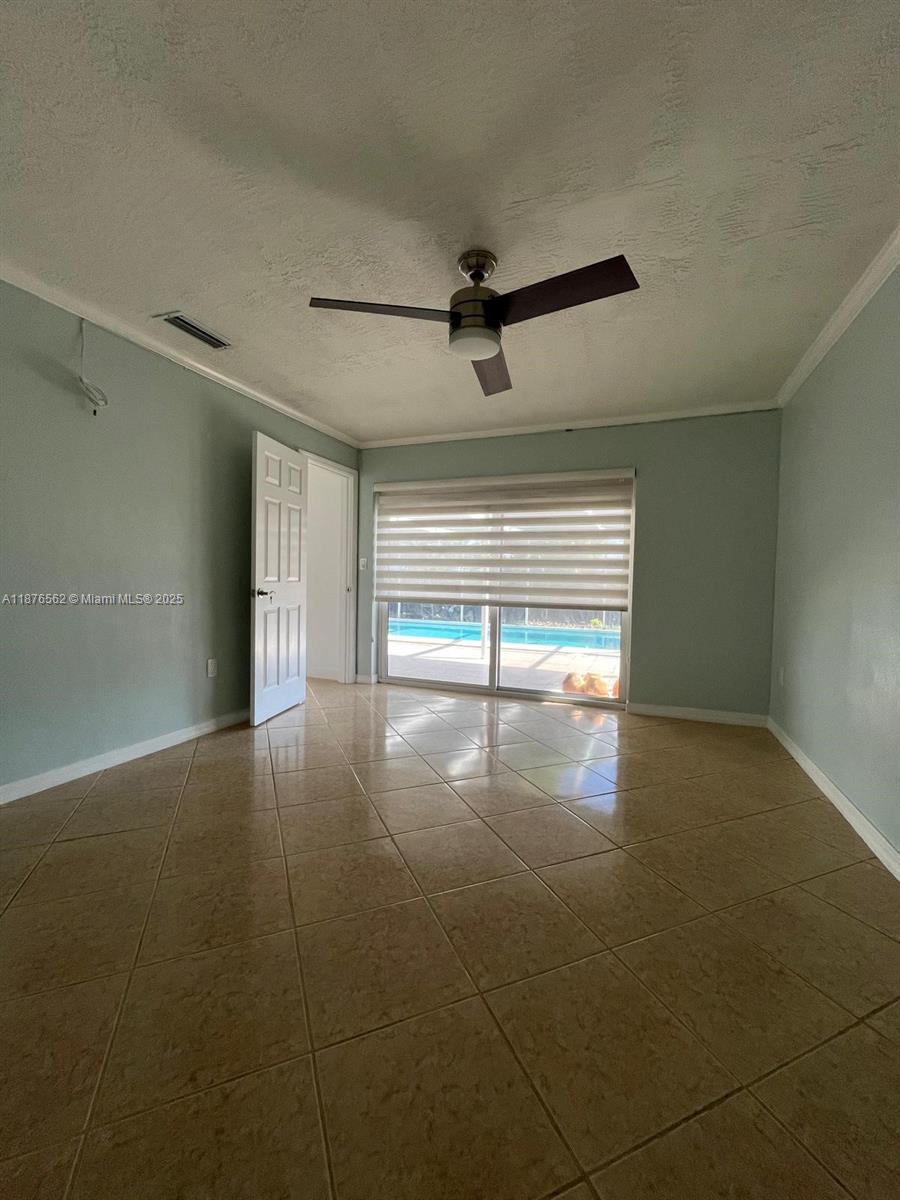 SUNRISE GOLF VILLAGE SEC - Residential Lease