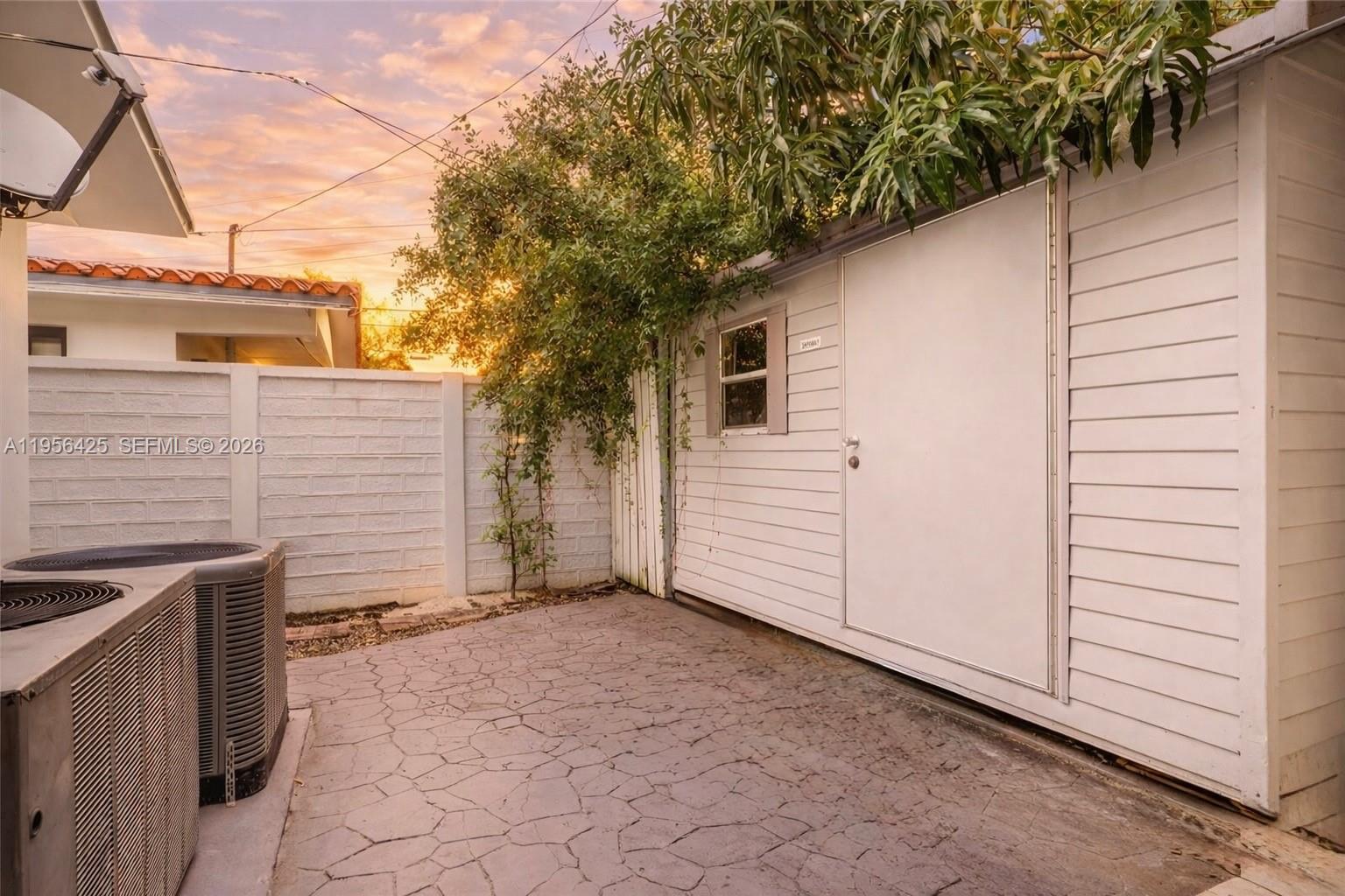 SILVER BLUFF HOMESITES - Residential Income