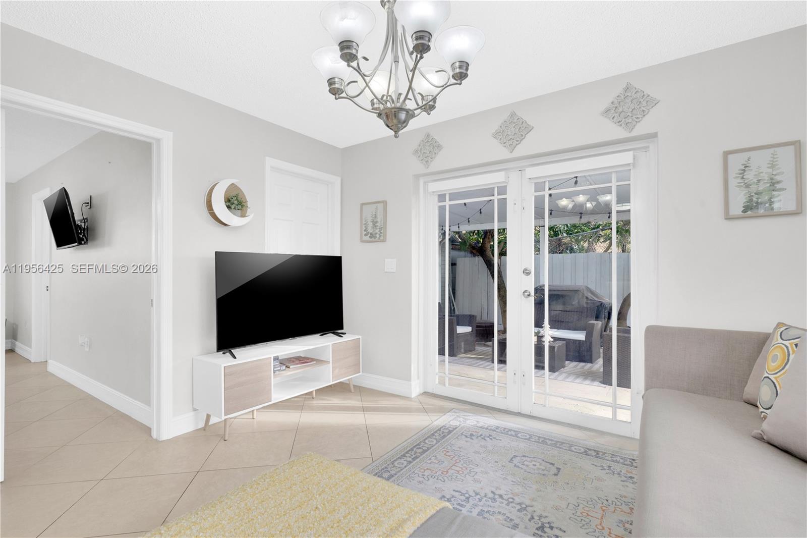 SILVER BLUFF HOMESITES - Residential Income