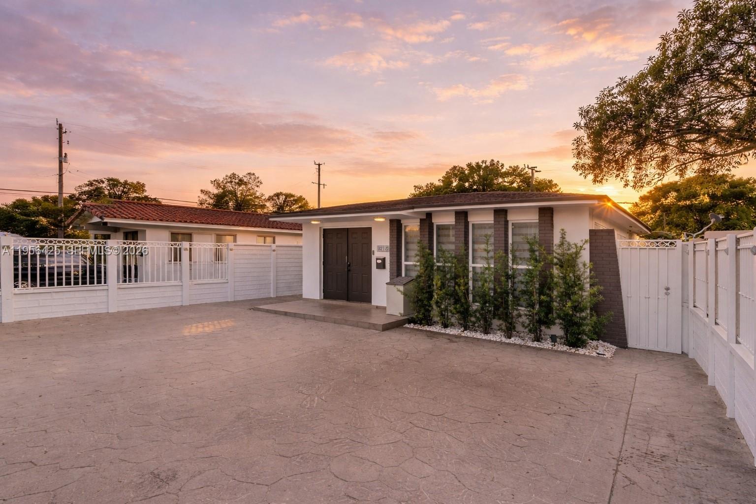 SILVER BLUFF HOMESITES - Residential Income