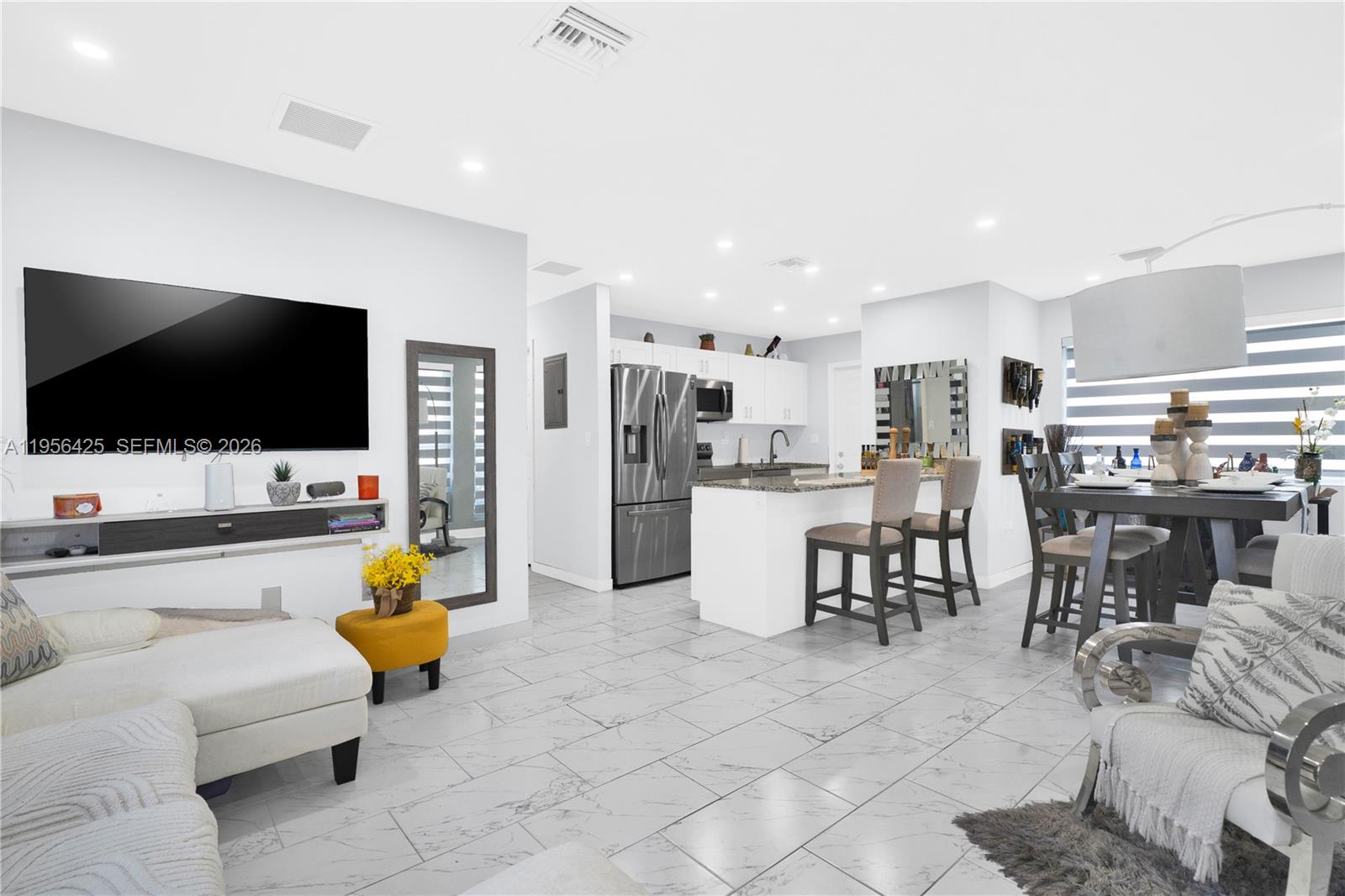 SILVER BLUFF HOMESITES - Residential Income