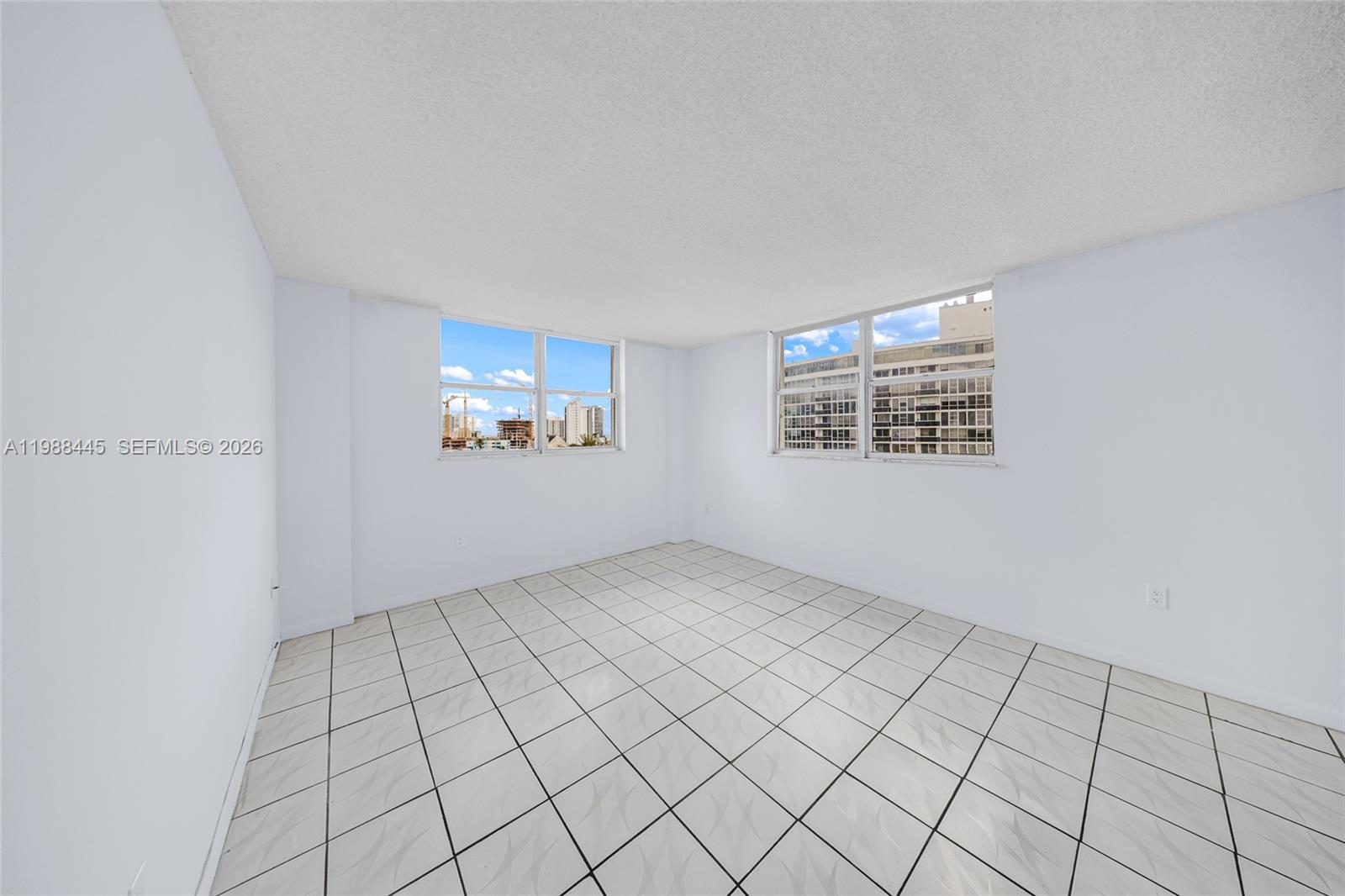 STANTON HOUSE CONDO - Residential Lease