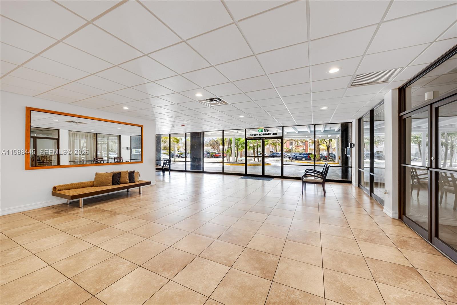 STANTON HOUSE CONDO - Residential Lease