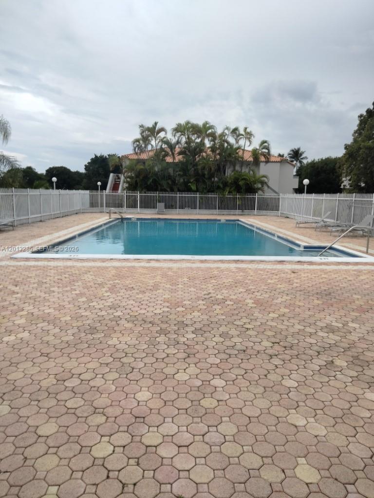 THE SEASONS VILLAS & THMS - Residential Lease