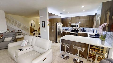 4231 SW 165th Ct Miami FL 33185