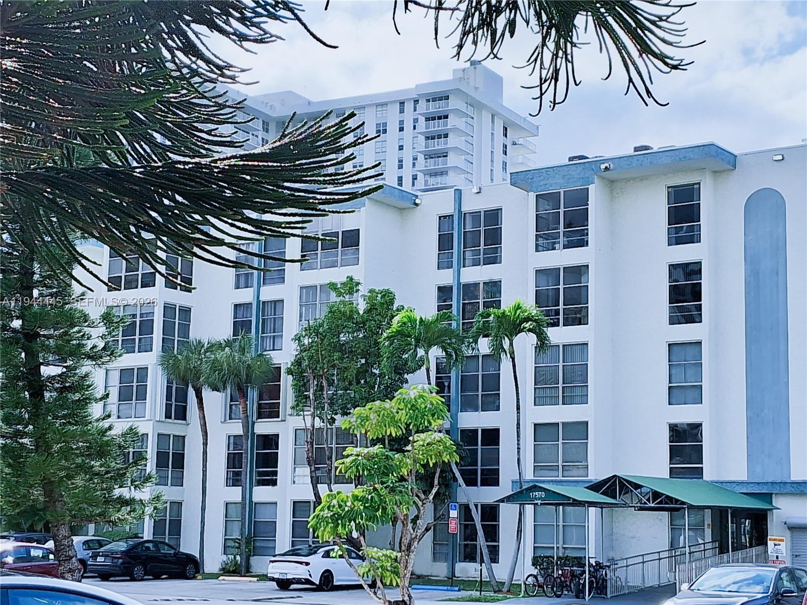 AVILA CONDO - Residential