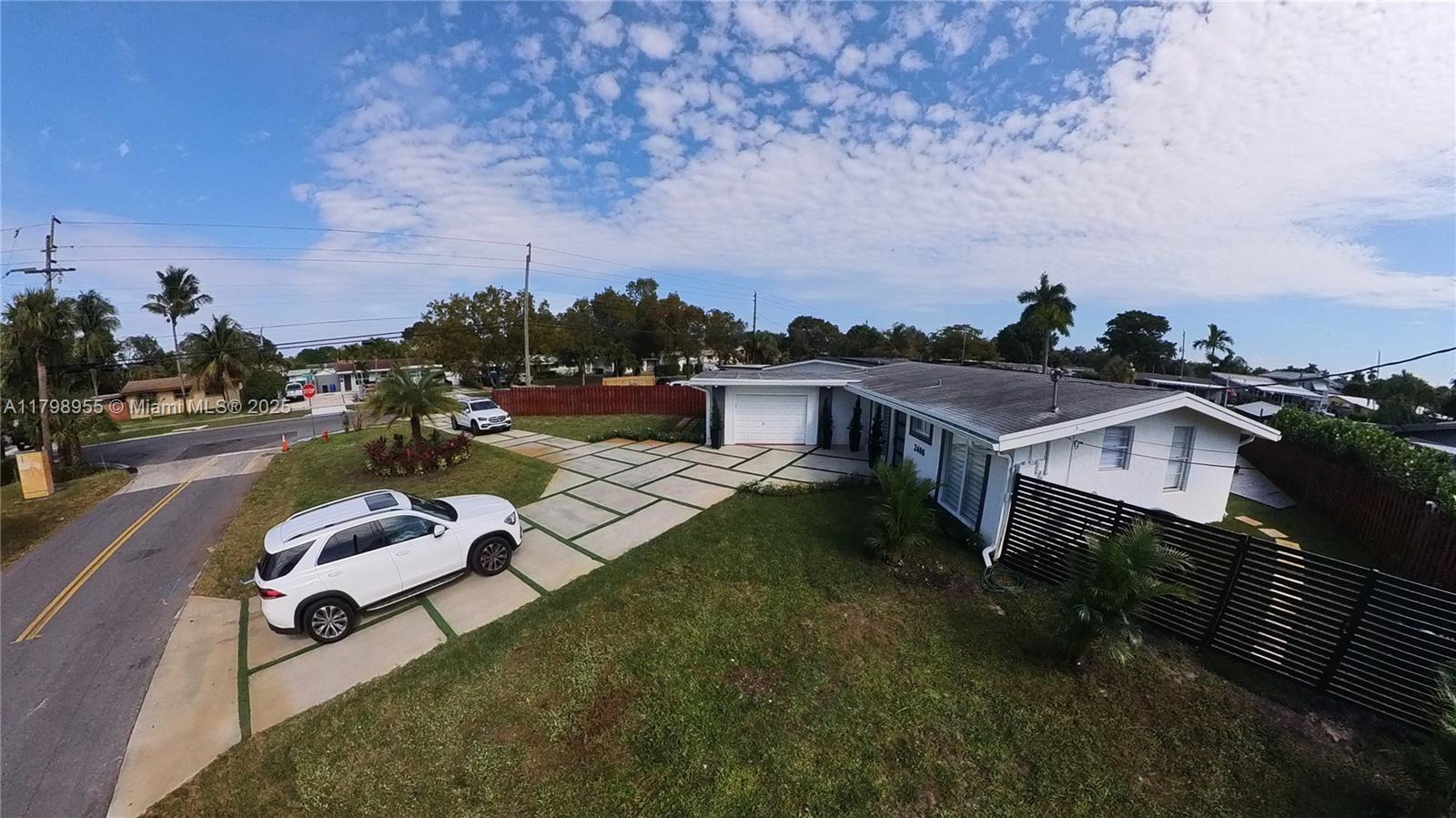 LAUDERDALE ISLES NO 2-BLK - Residential