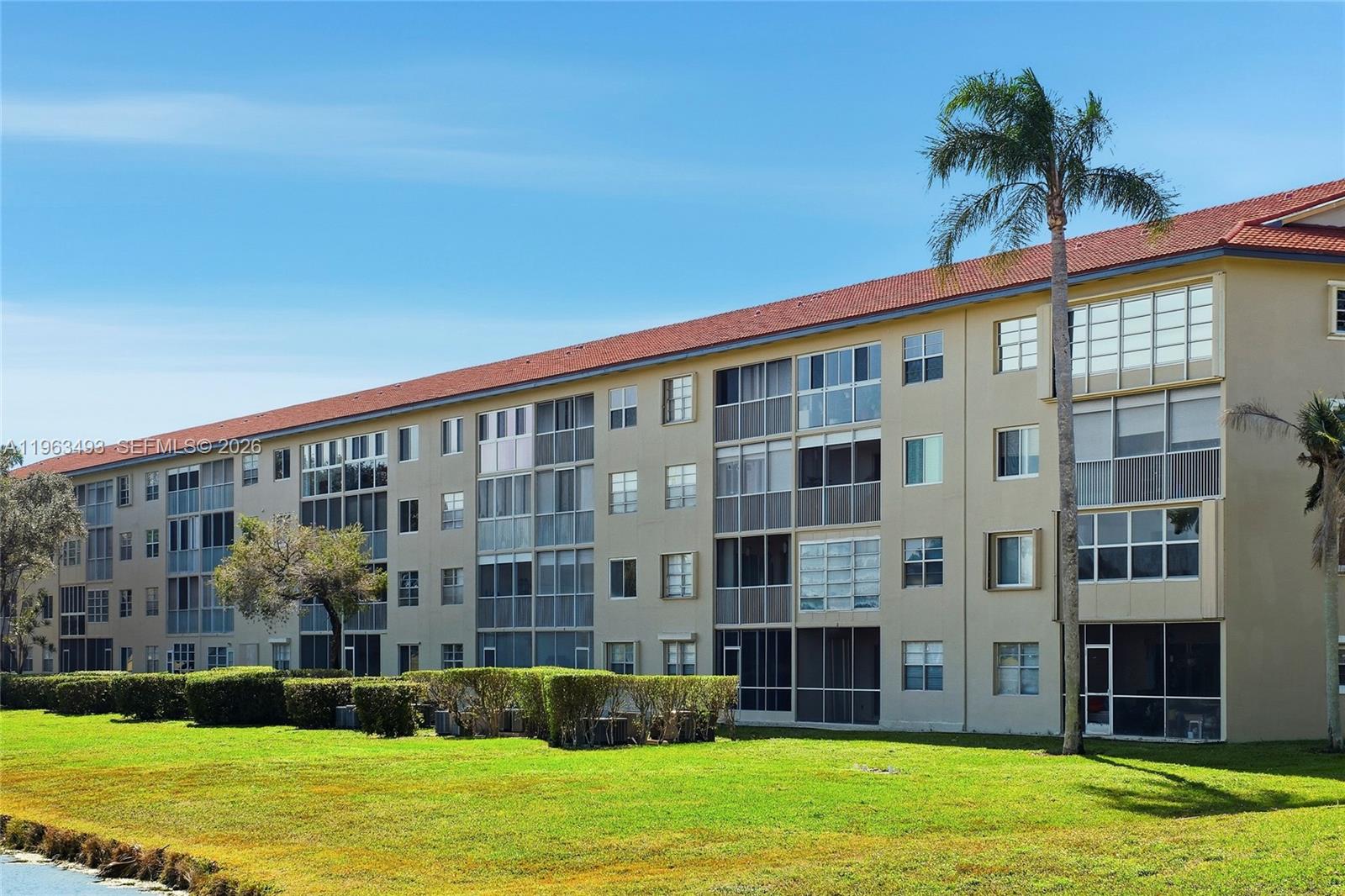 CAMBRIDGE AT CENTURY - Residential