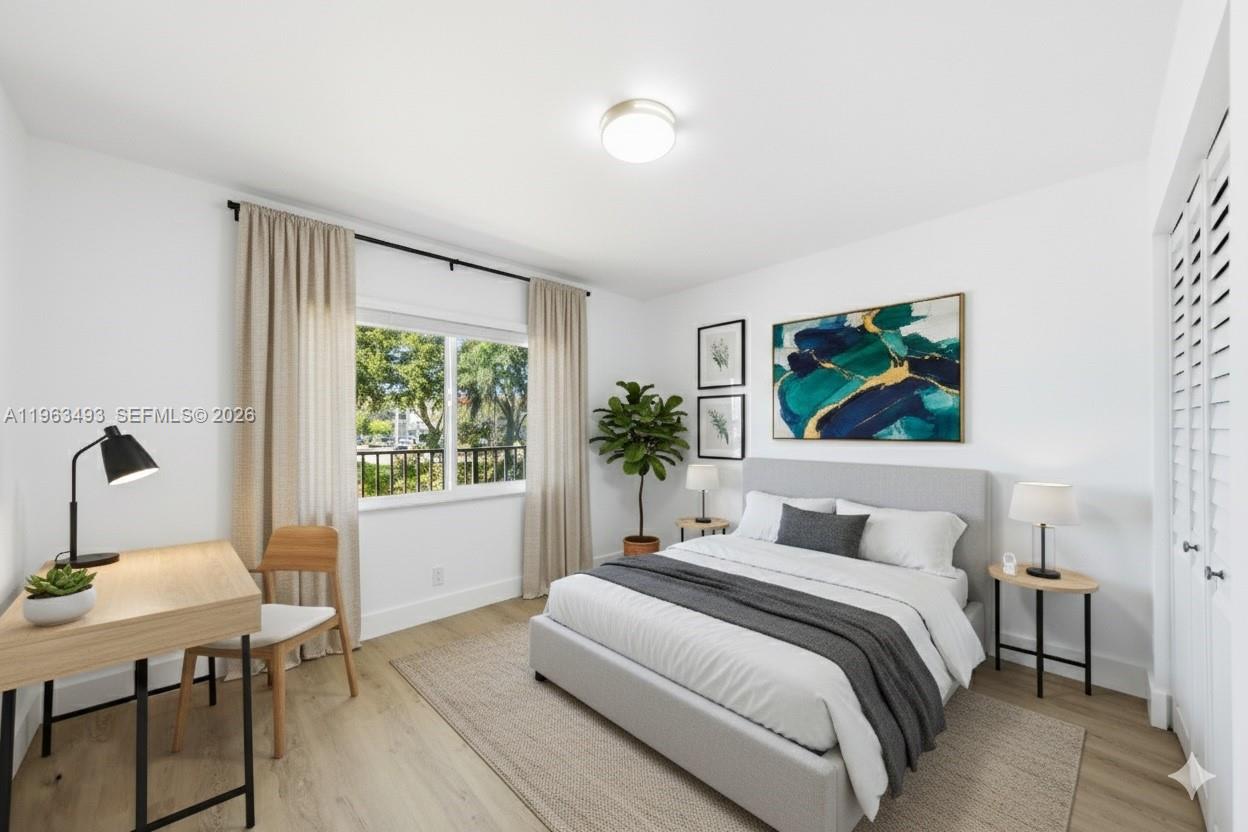 CAMBRIDGE AT CENTURY - Residential