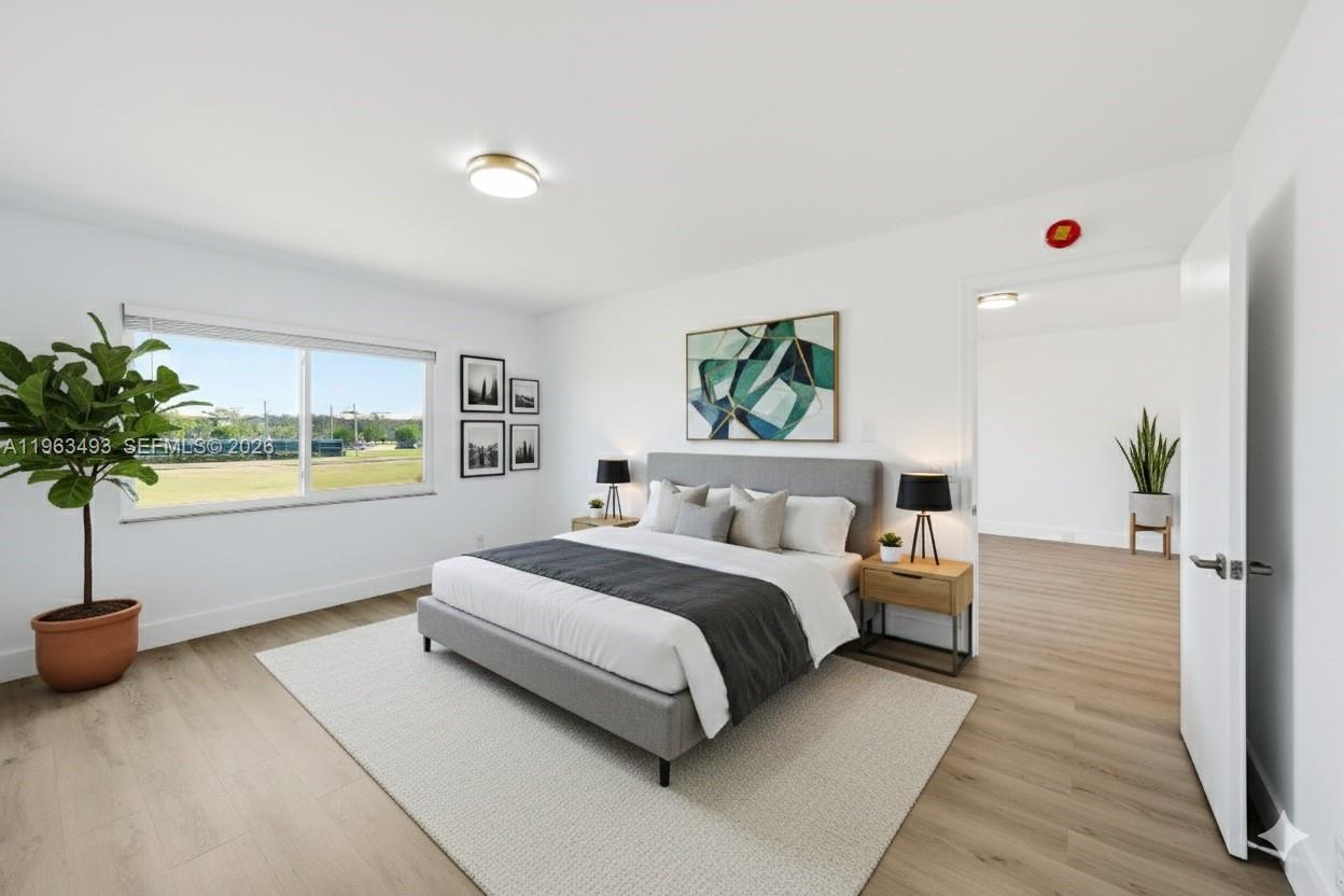 CAMBRIDGE AT CENTURY - Residential