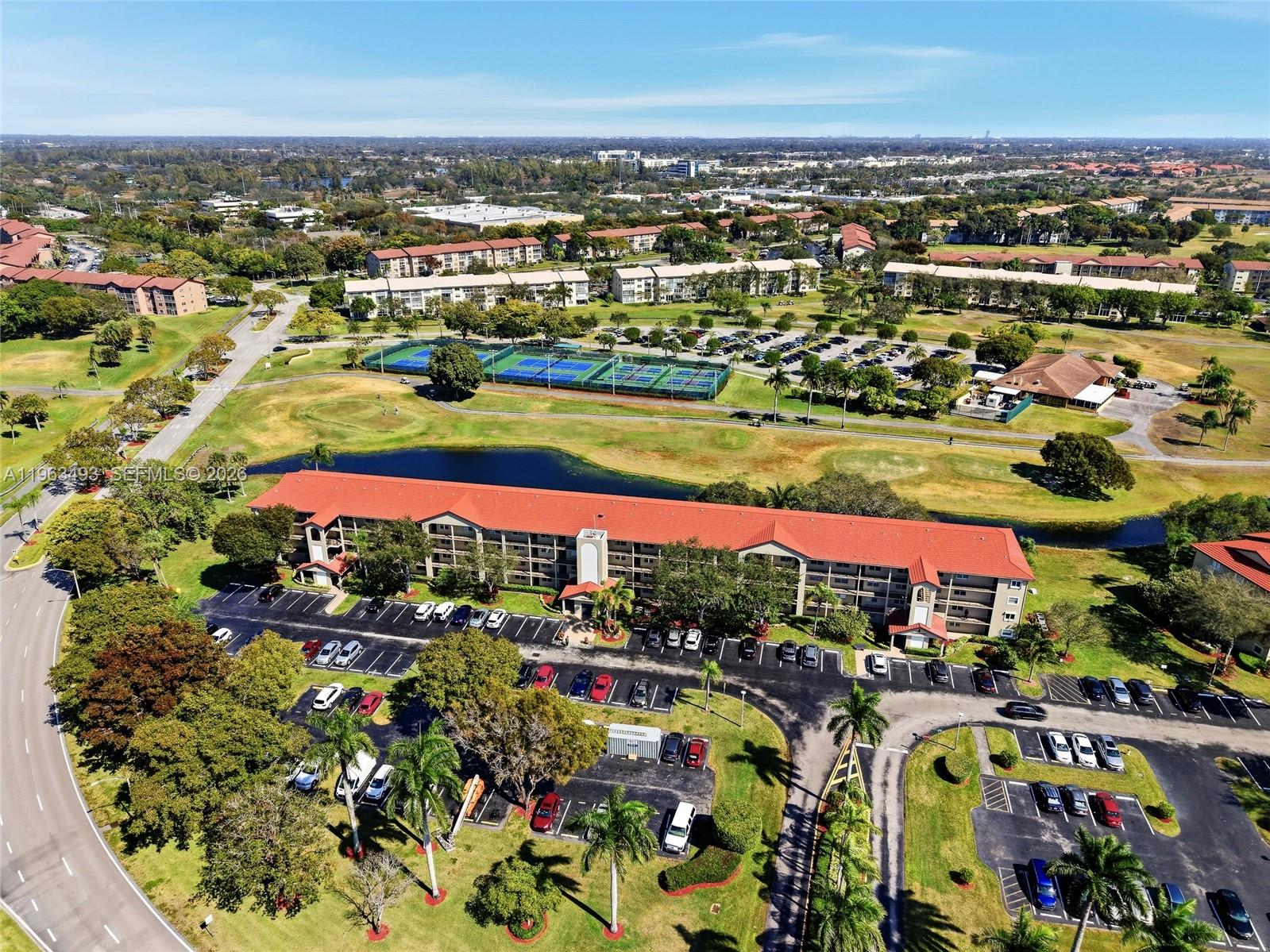 CAMBRIDGE AT CENTURY - Residential