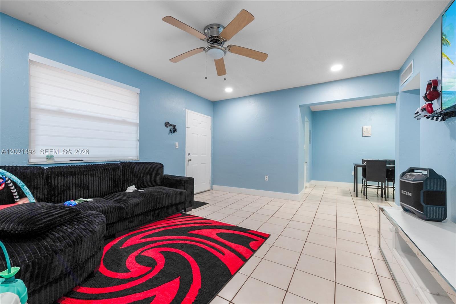 ROYAL PALM GARDENS CONDO - Residential