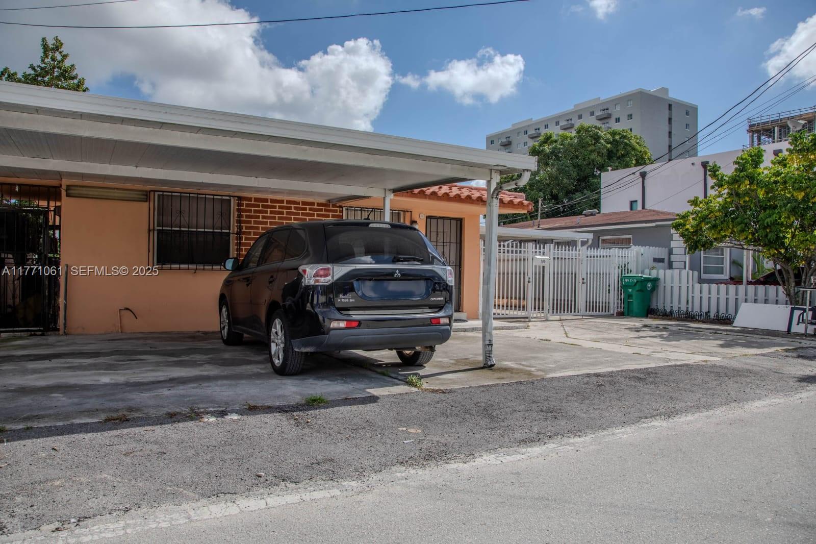 RIVERSIDE FARMS - Residential Income