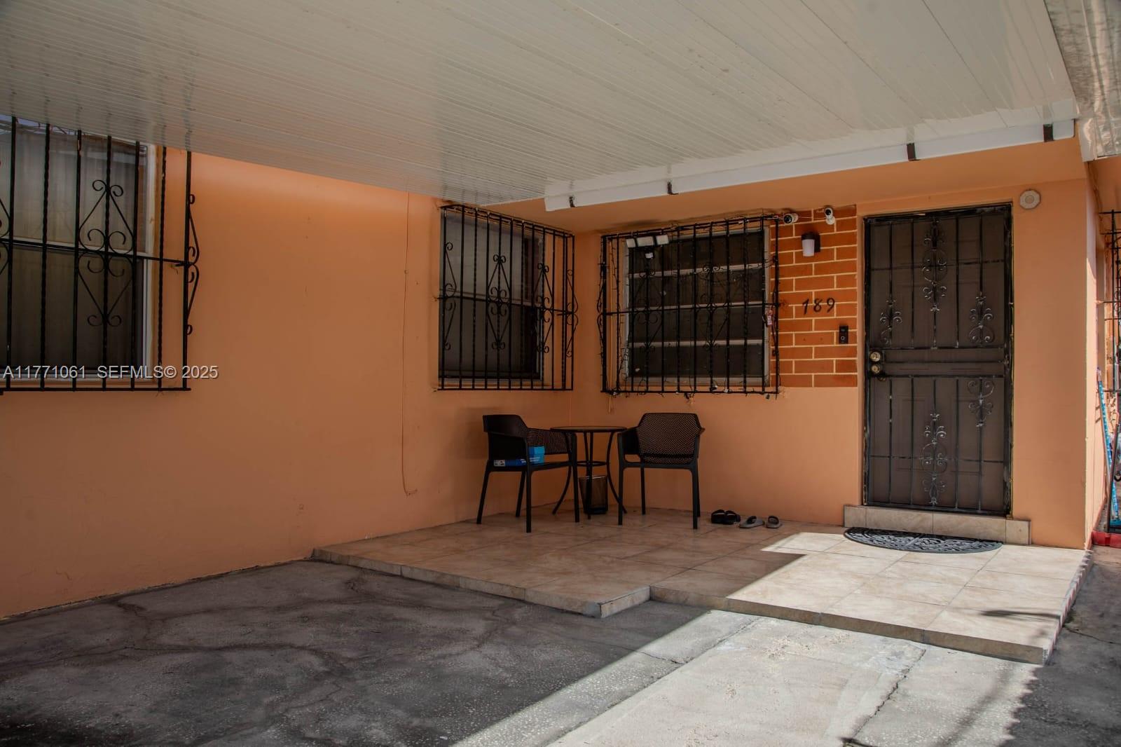 RIVERSIDE FARMS - Residential Income