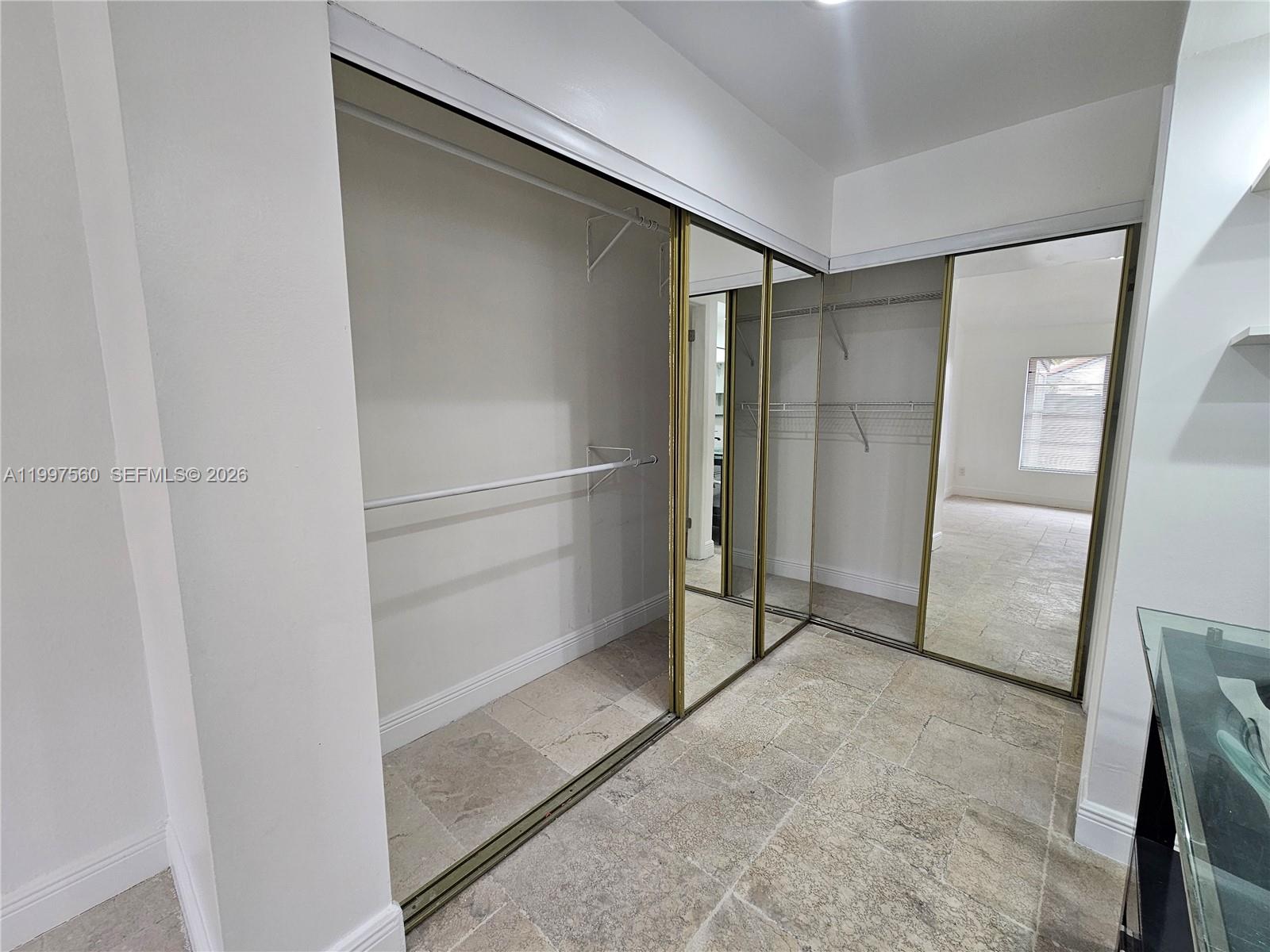 Lks Of Meadow Village Hom - Residential Lease