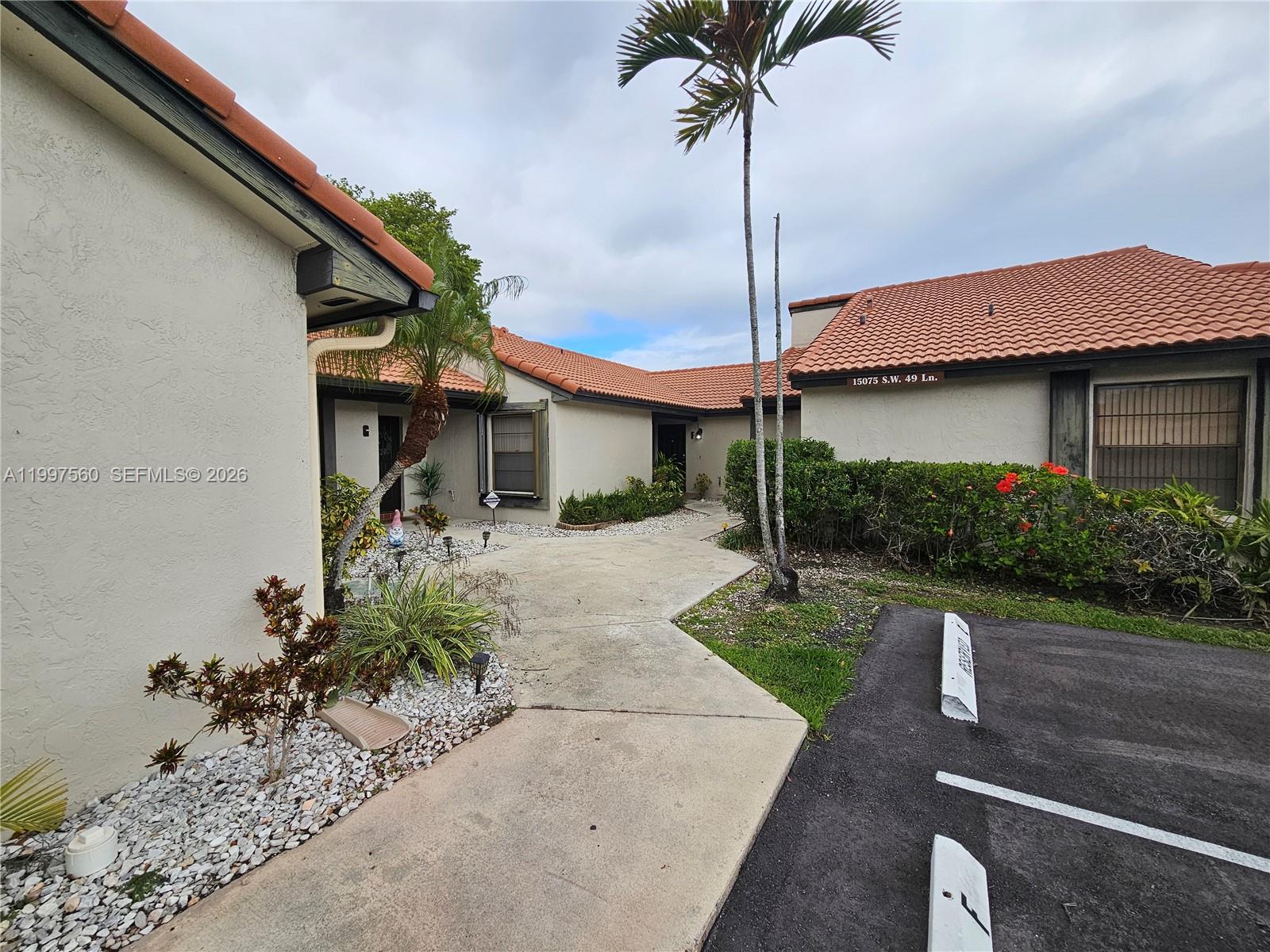 Lks Of Meadow Village Hom - Residential Lease