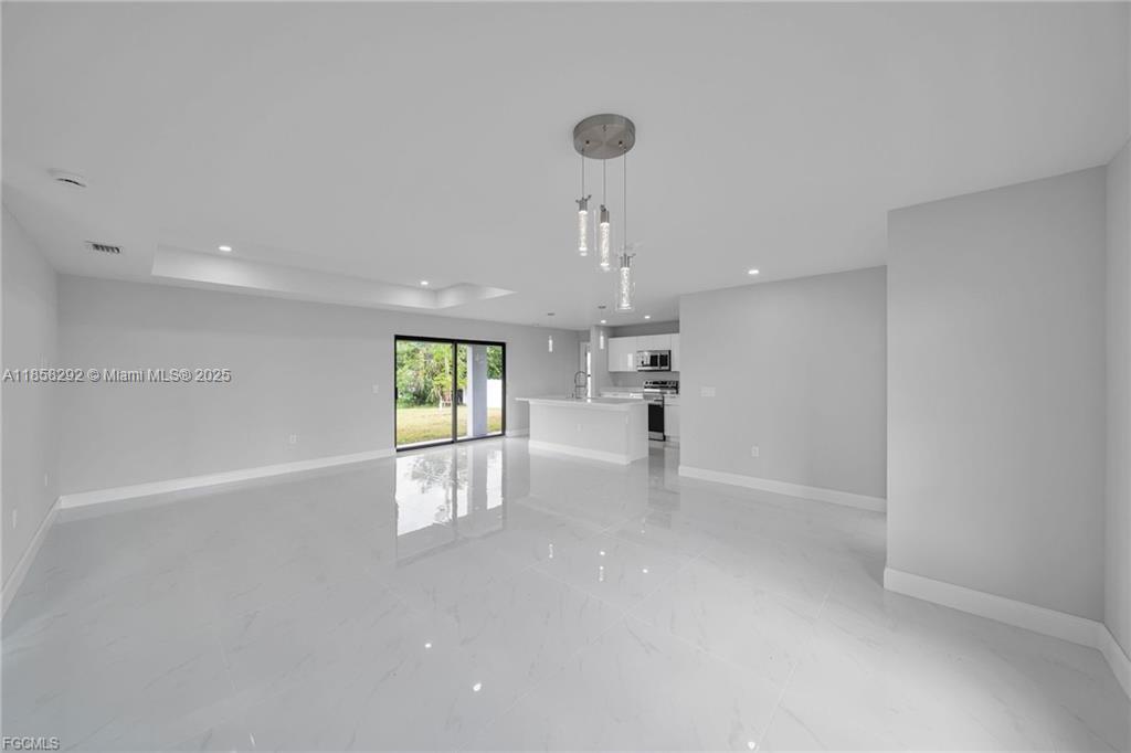 1421 NW 7th PL