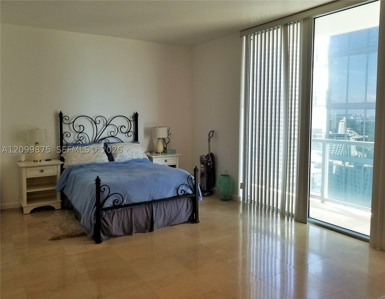 1050 BRICKELL AV 2622