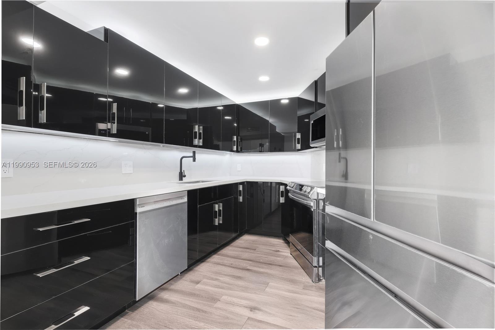 CONNEMARA CONDO - Residential