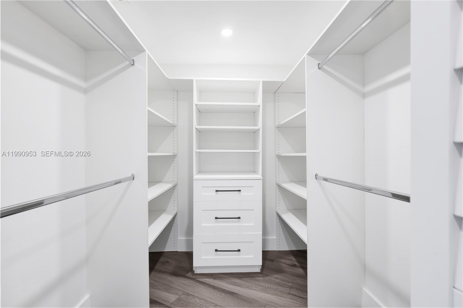 CONNEMARA CONDO - Residential