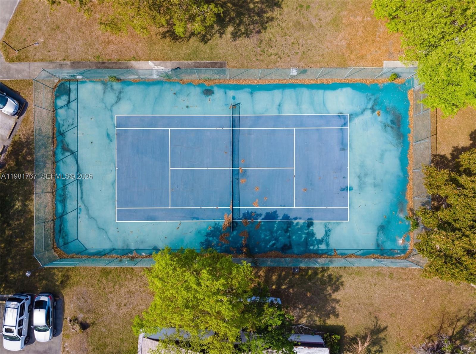 WEDGEWOOD CONDOMINIUM - Residential Lease