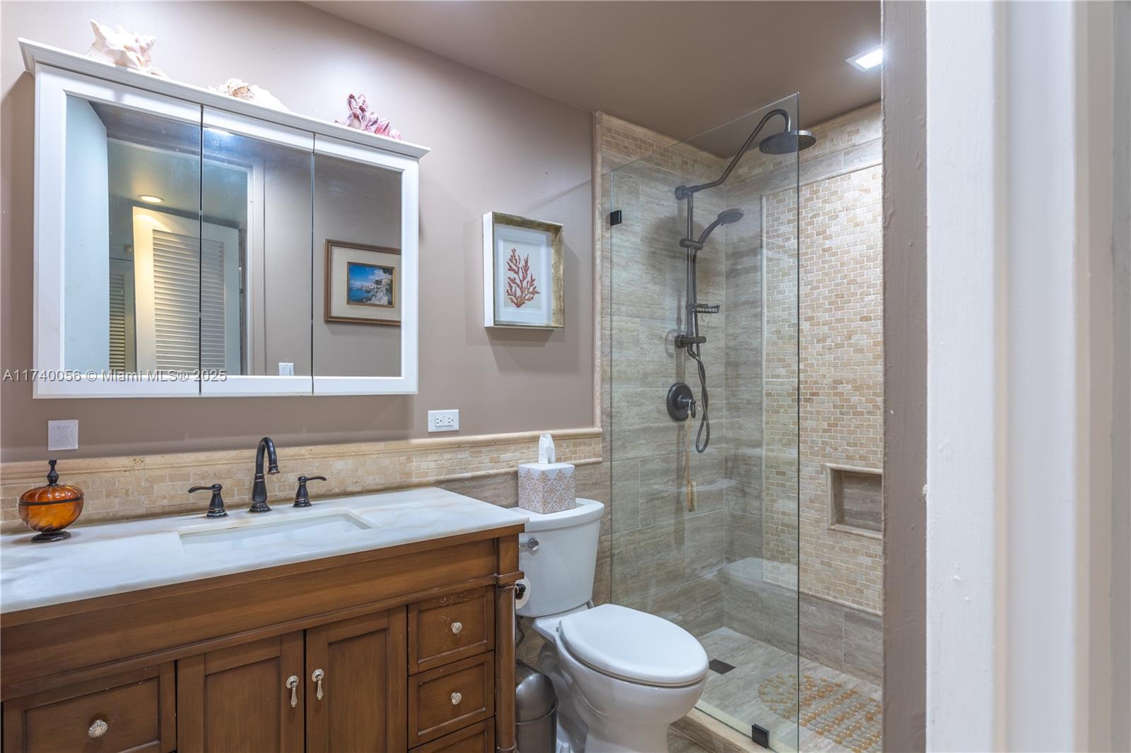 CRYSTAL HOUSE CONDO - Residential