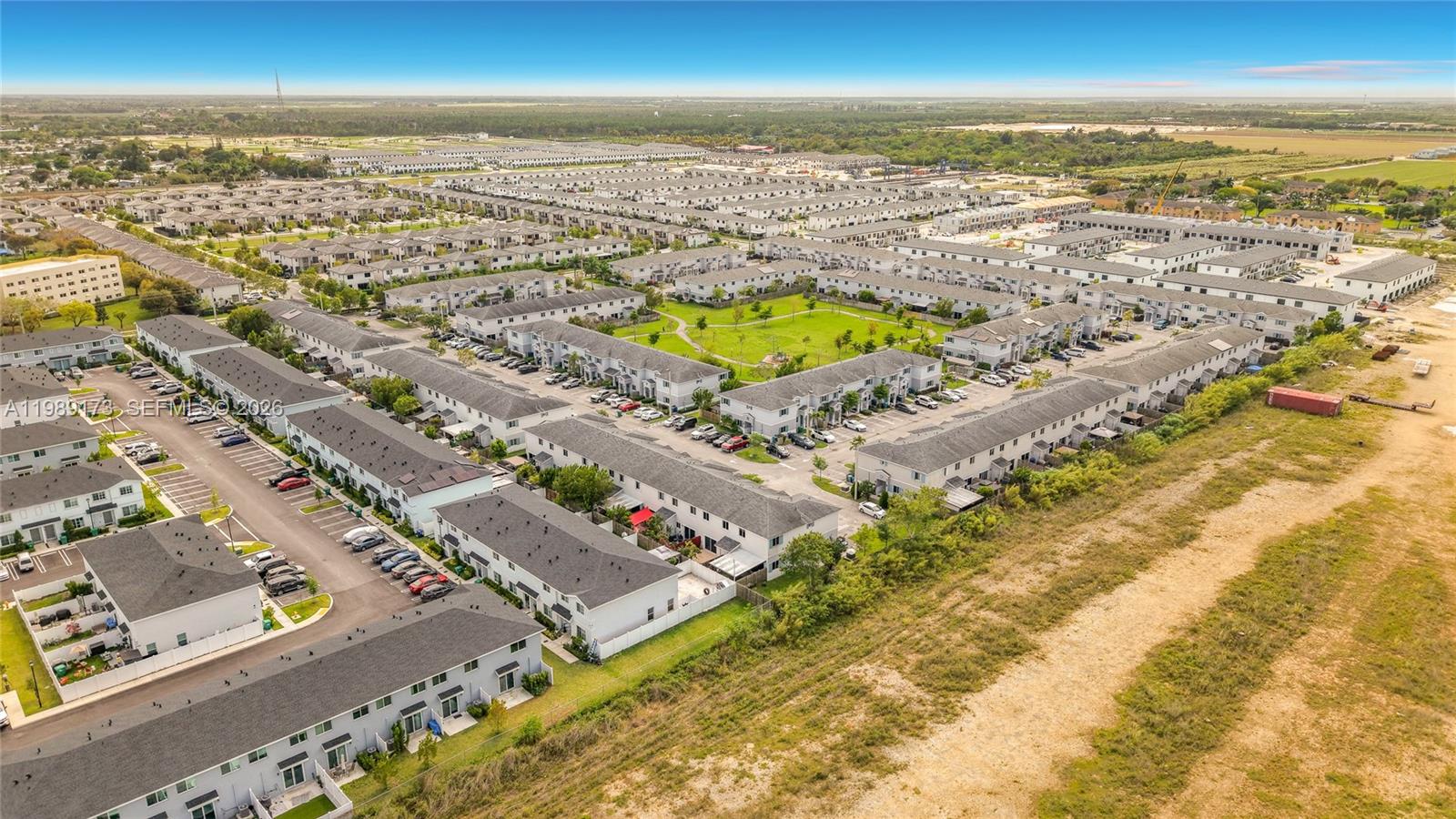 FOREST PARK VILLAS - Residential
