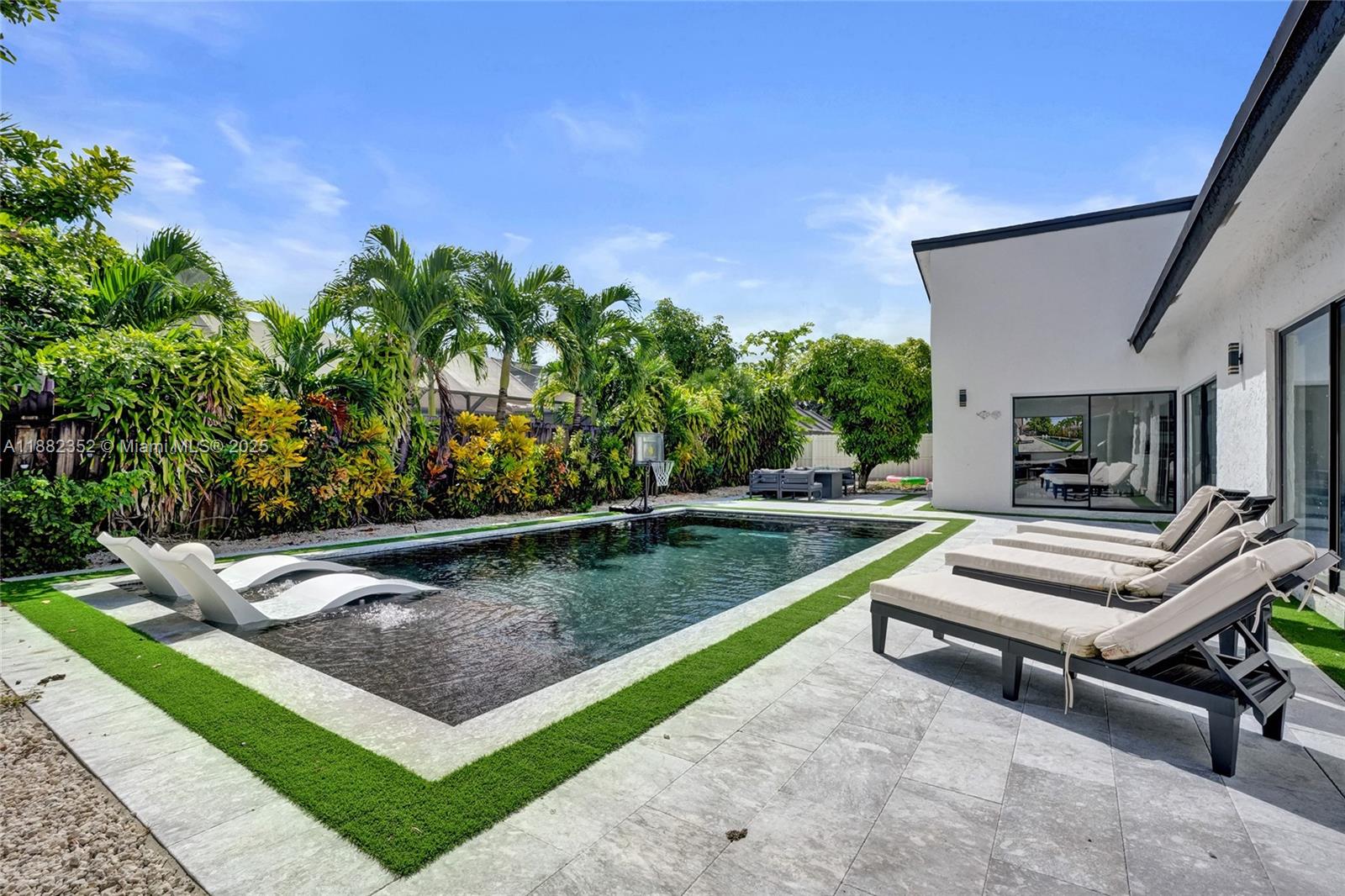 CITY OF LAUDERHILL SEC 1 - Residential Lease