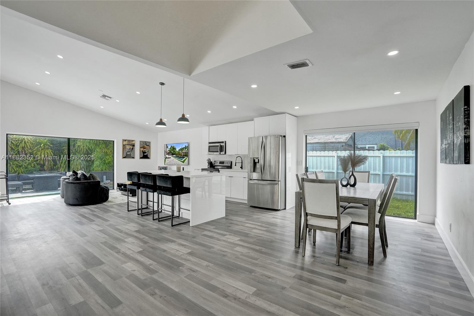 CITY OF LAUDERHILL SEC 1 - Residential Lease