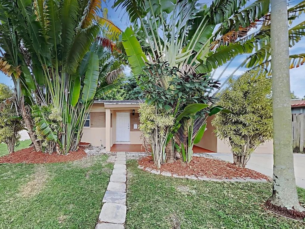 Photo of 6470 SW 30th St, Miramar, FL 33023 (MLS # A11481675)
