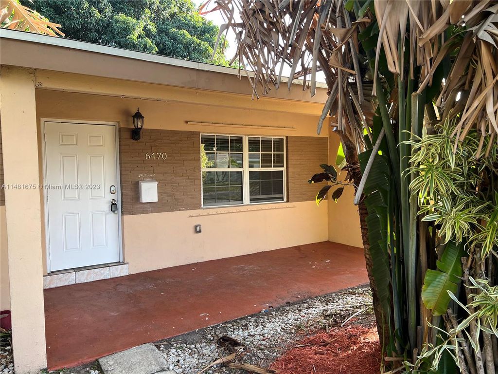 Photo of 6470 SW 30th St, Miramar, FL 33023 (MLS # A11481675)