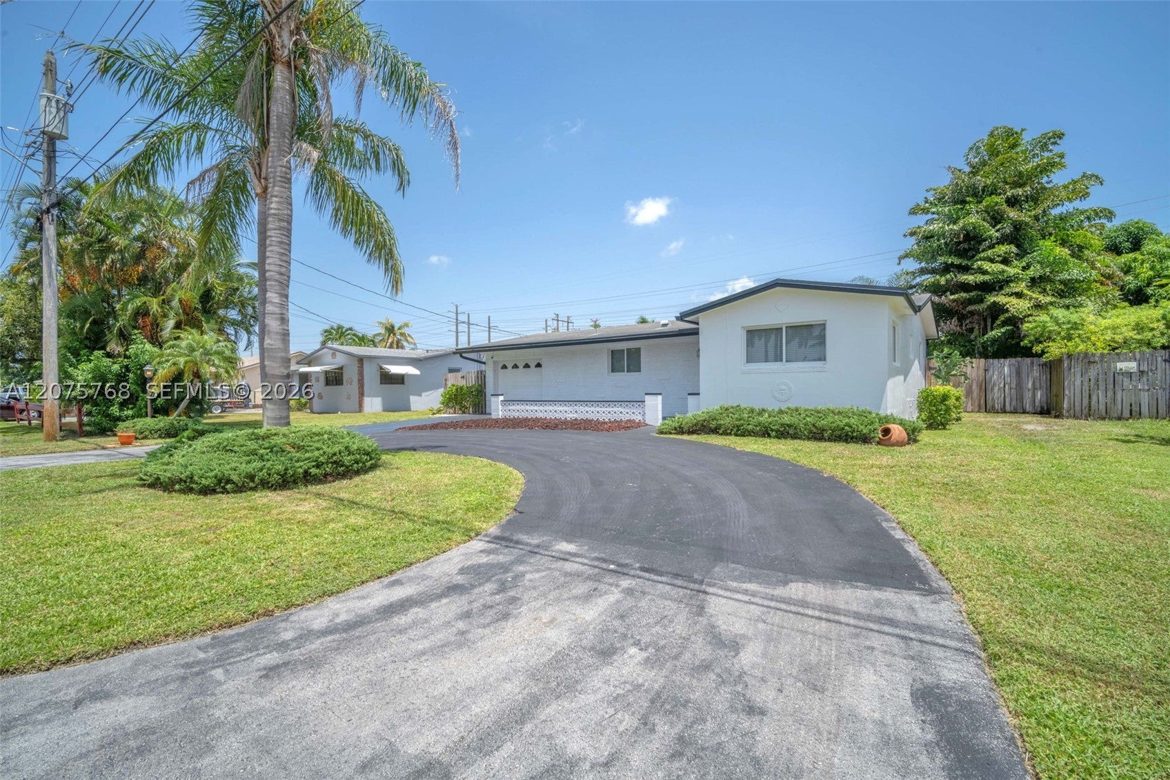 4448 SW 37th Ave