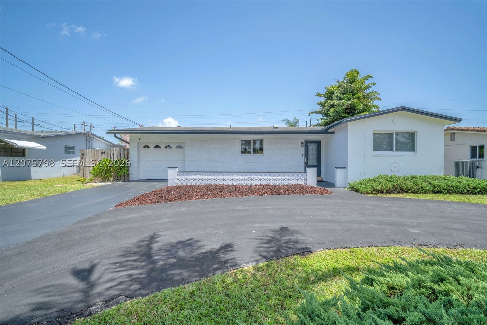 4448 SW 37th Ave