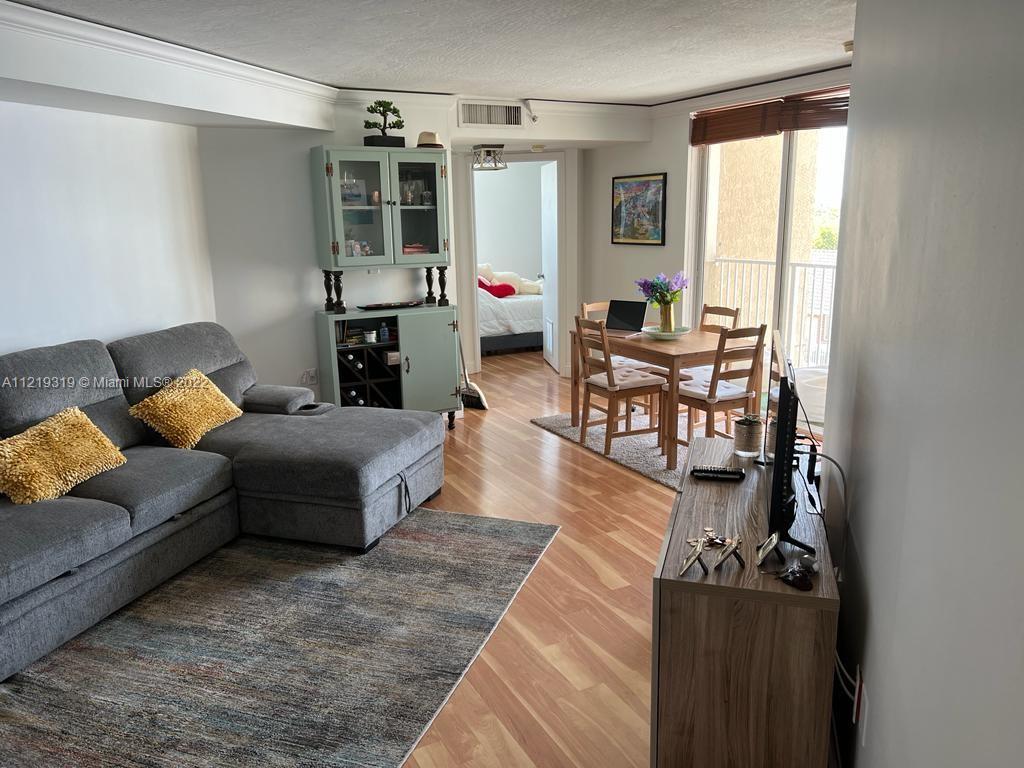 THE CITADEL CONDO - Residential Lease