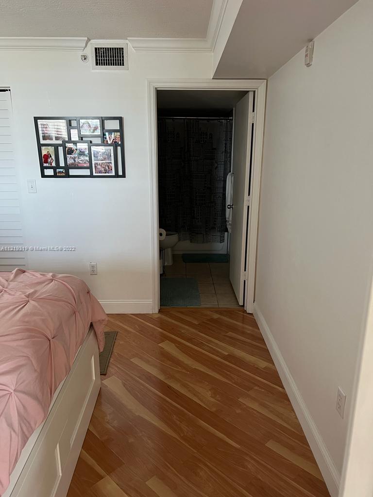 THE CITADEL CONDO - Residential Lease