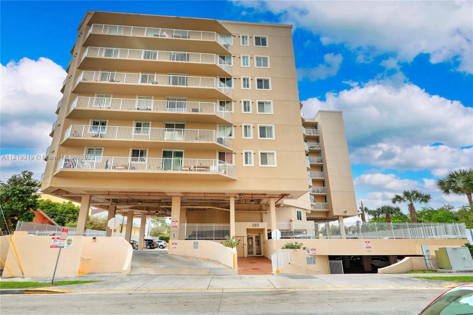 THE CITADEL CONDO - Residential Lease